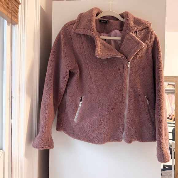 NWOT | BOOHOO PINK TEDDY MOTO JACKET REVOLVE ASOS - Picture 6 of 10